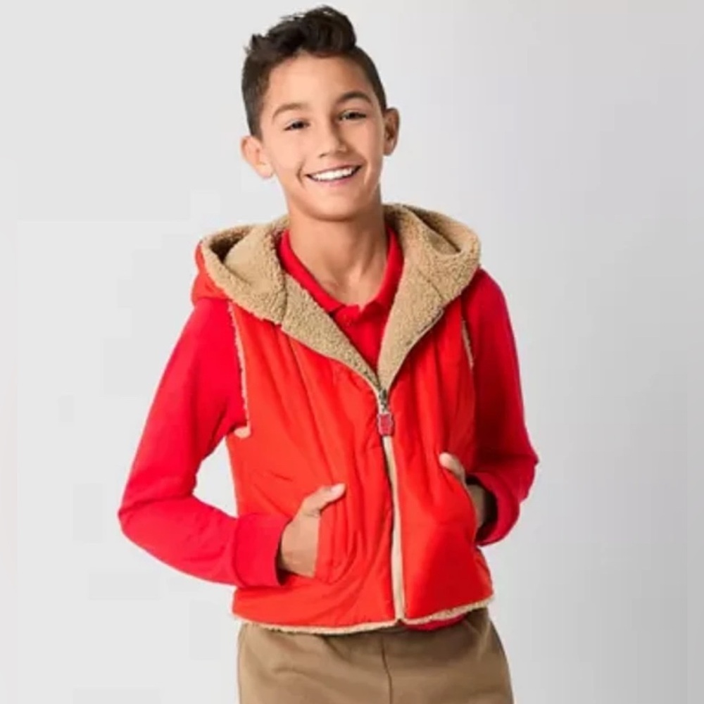 HARIBO Kids Reversible Red/Tan Sherpa Lined Hooded Vest with pockets   3T    NWT
